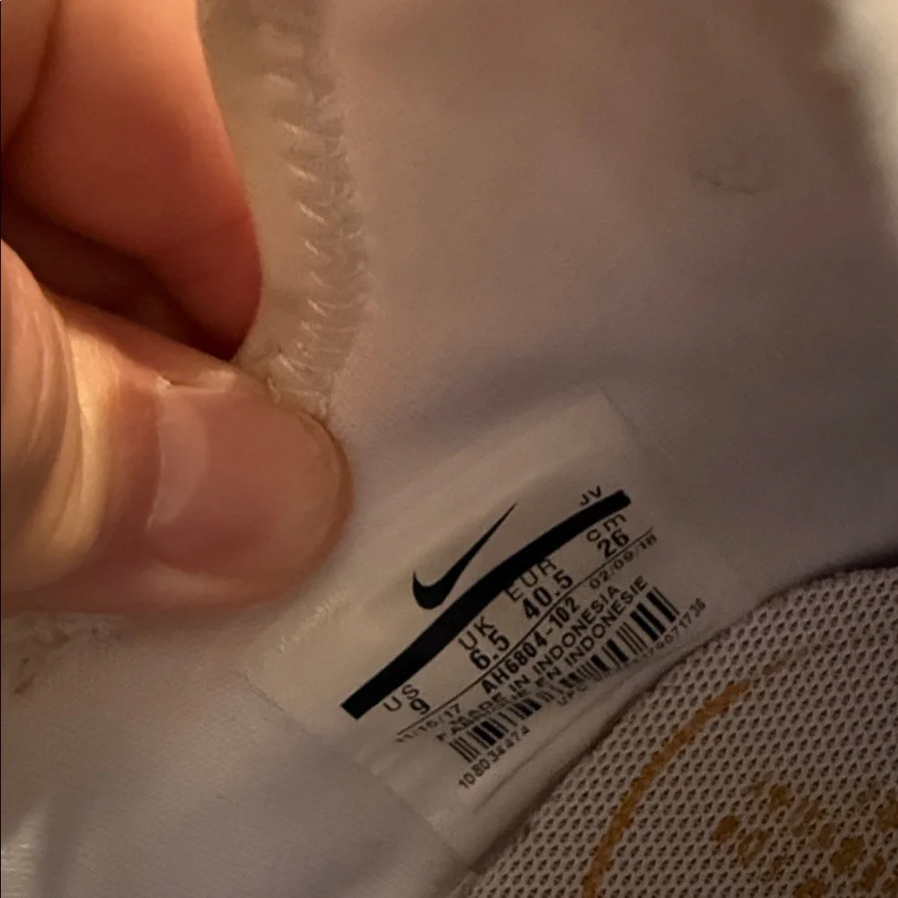 Nike Air Huarache City Low white, fuchsia, and gold color way Size 9 - Picture 8 of 12